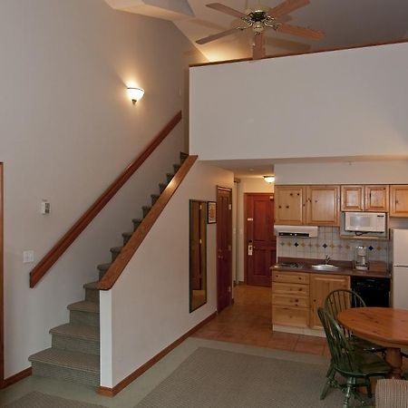 Hearthstone Lodge Sun Peaks Zewnętrze zdjęcie