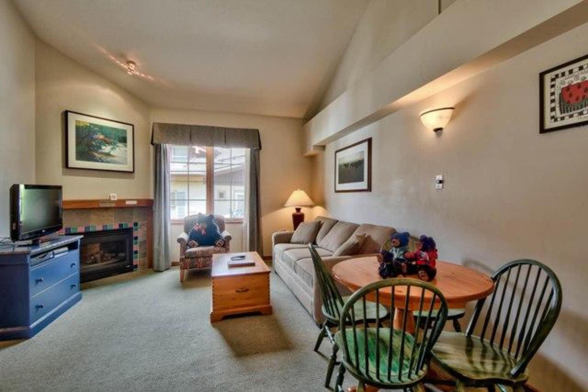 Hearthstone Lodge Sun Peaks Zewnętrze zdjęcie