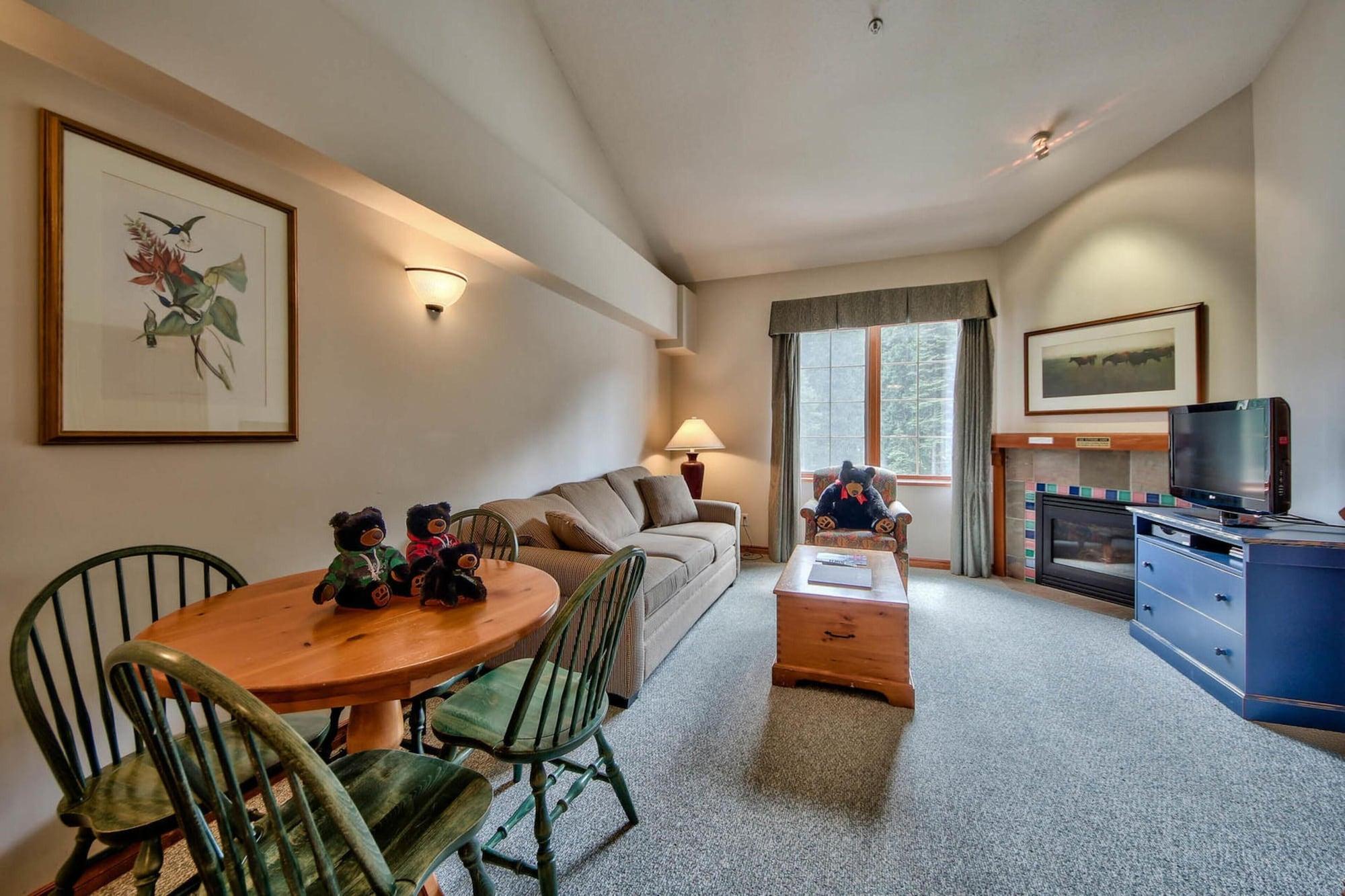Hearthstone Lodge Sun Peaks Zewnętrze zdjęcie