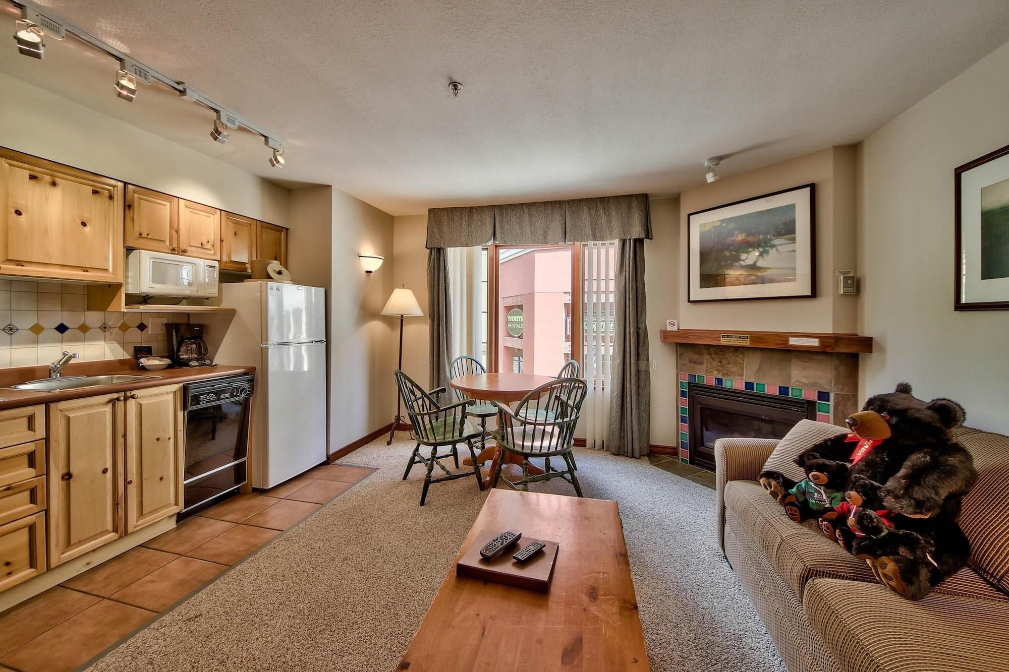 Hearthstone Lodge Sun Peaks Zewnętrze zdjęcie